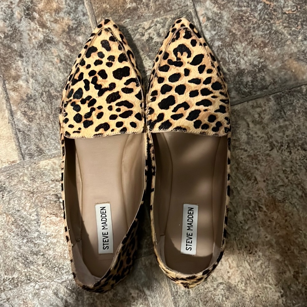 Steve Madden calf hair leopard flat